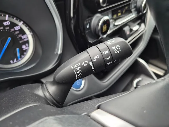 Used 2022 Gray Toyota XLE image 21