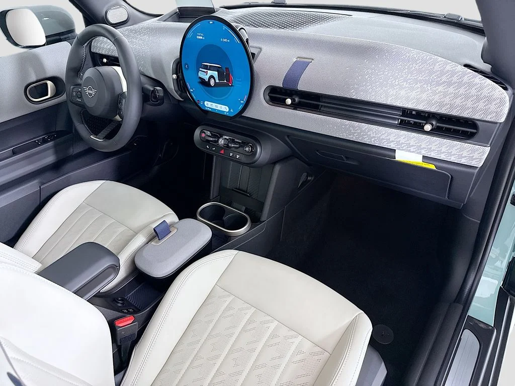 2026 MINI Hardtop 2 Door S - Photo 17