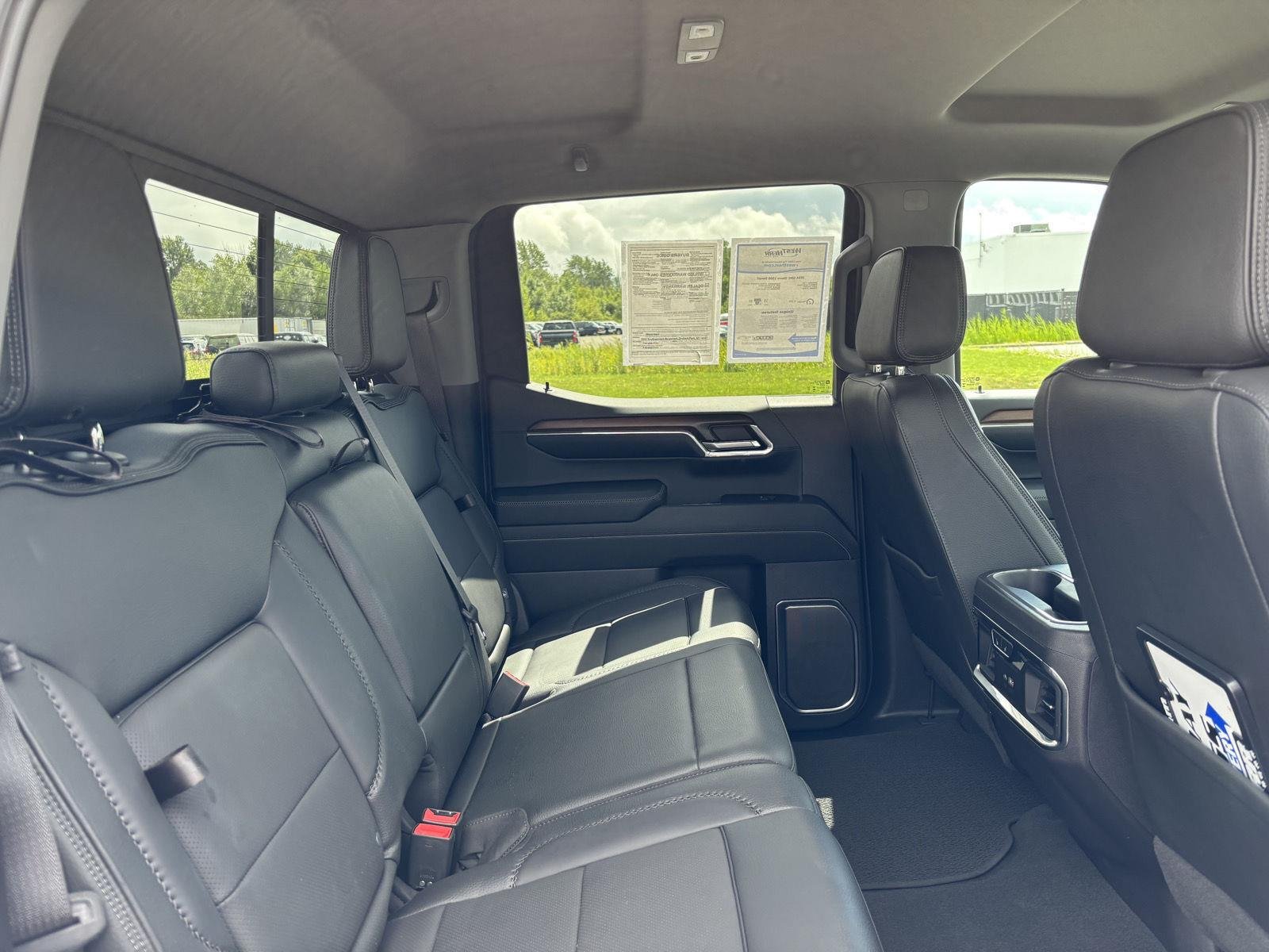 Used 2024 Onyx Black GMC Denali image 45