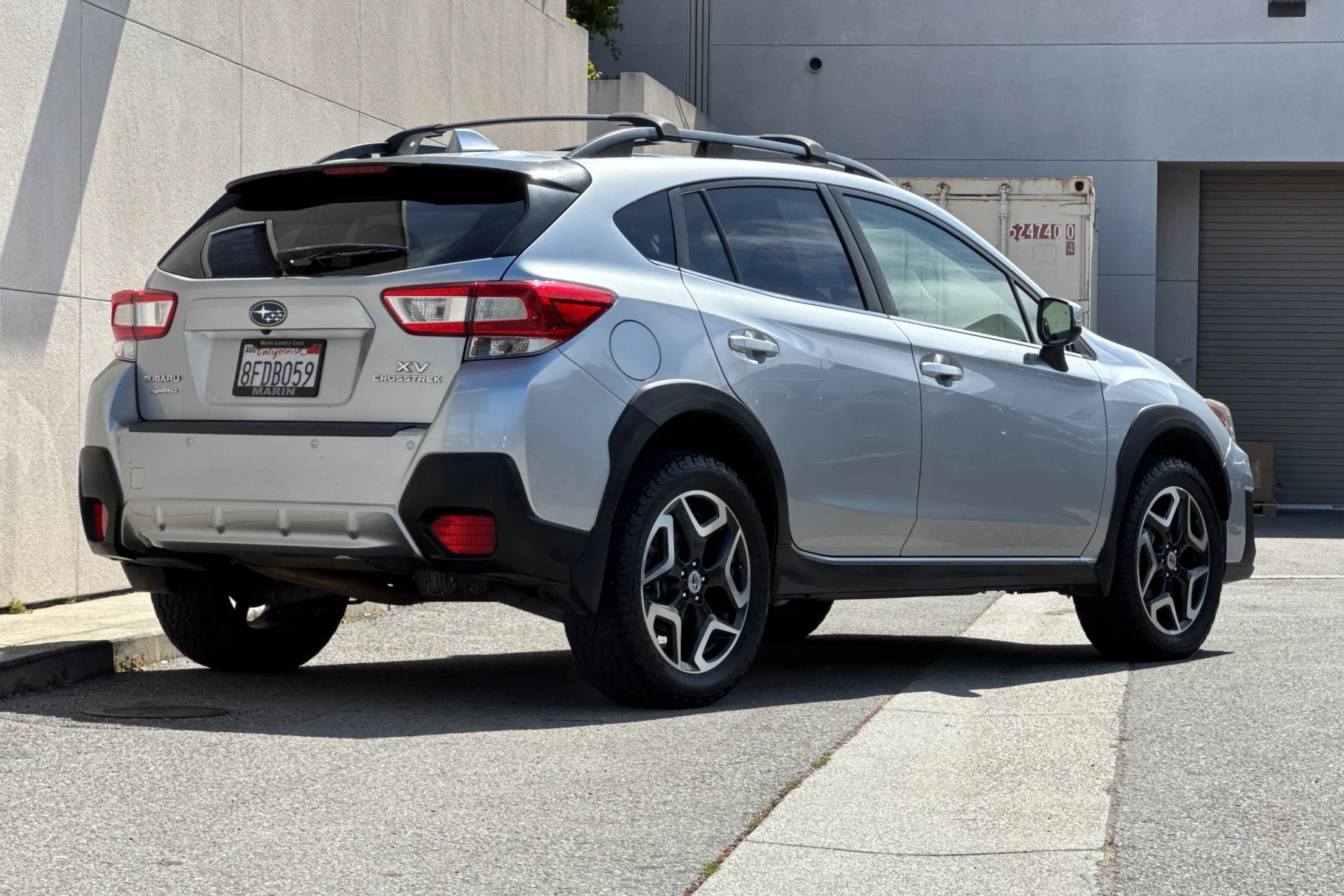 Used 2018 Ice Silver Metallic Subaru 2.0i Limited Sport Utility 4D image 2