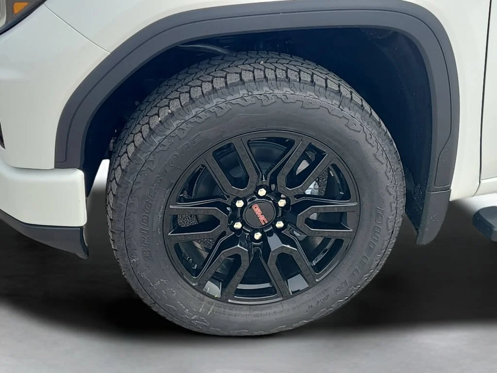 New 2026 Summit White GMC Elevation image 24