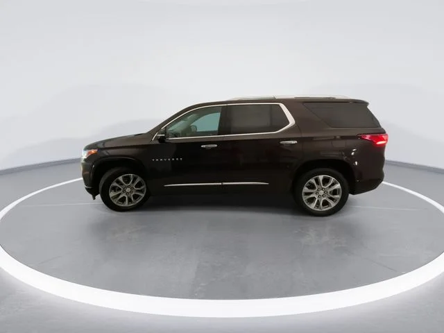 Used 2021 Red Chevrolet Premier image 9