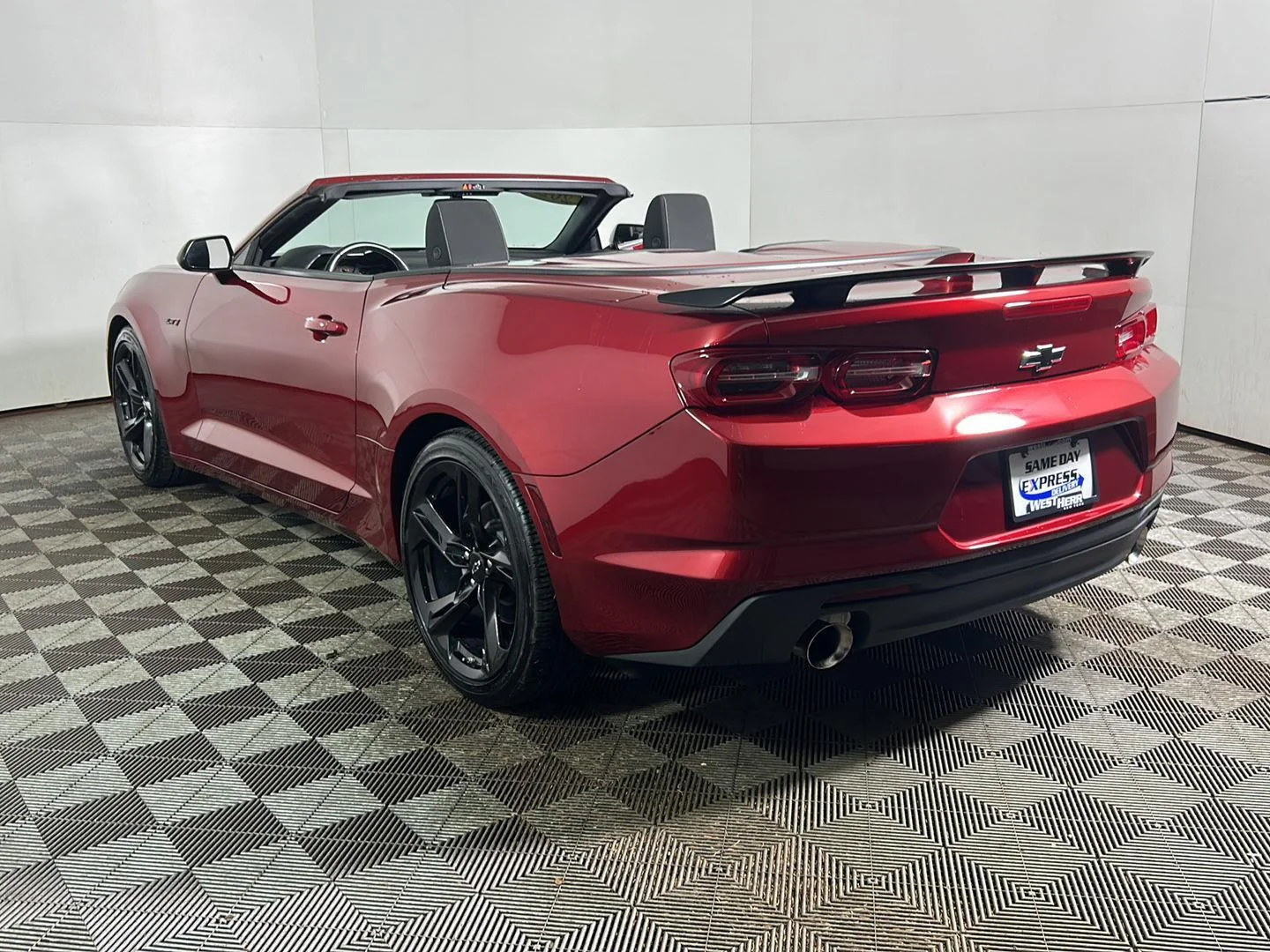 Used 2024 Radiant Red Tintcoat Chevrolet LT1 image 9