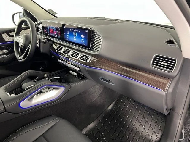 New 2026 Black Mercedes-Benz GLE 450 image 41