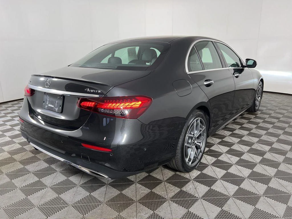 2023 Mercedes-Benz E-Class E350 - Photo 19