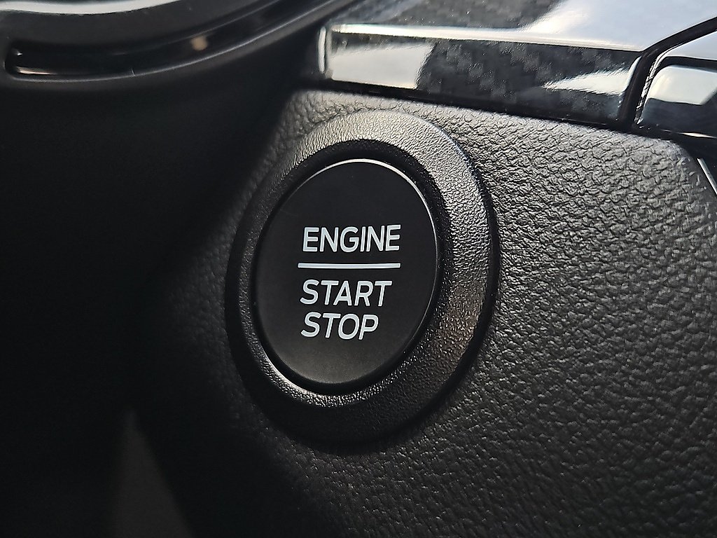 Used 2025 Vapor Blue Ford ST-Line image 24