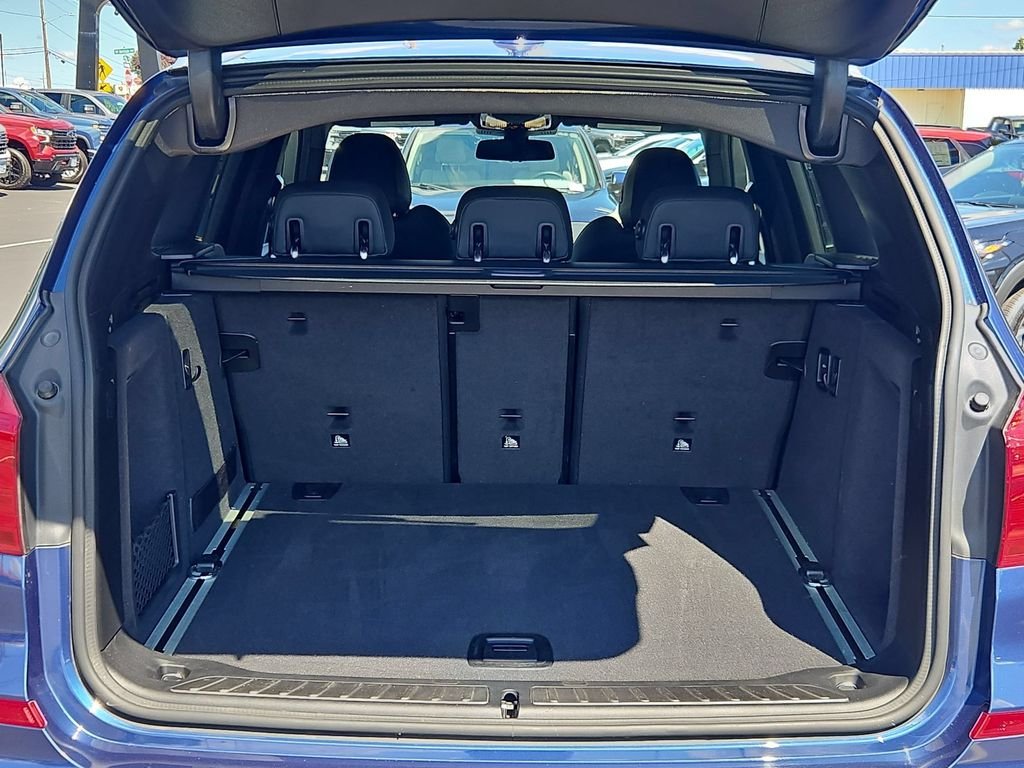 Used 2019 Phytonic Blue Metallic BMW xDrive30i image 24