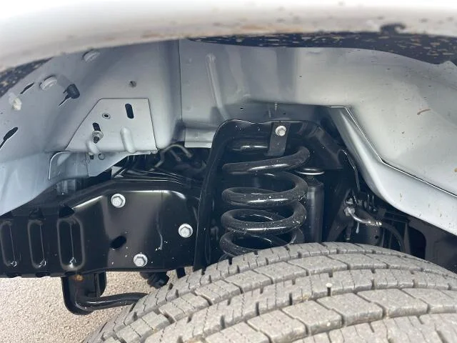 New 2027 Oxford White Ford XL image 23
