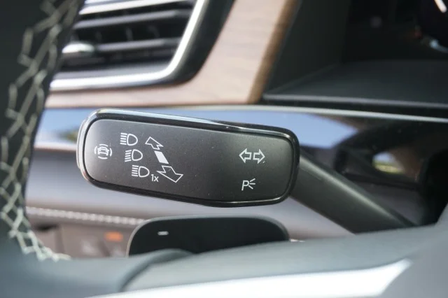 2024 Volkswagen Atlas SE - Photo 25
