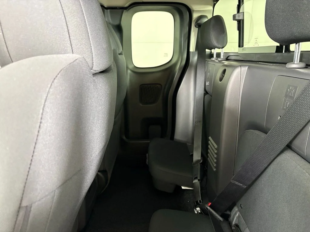 New 2026 Glacier White Nissan King Cab® S image 32