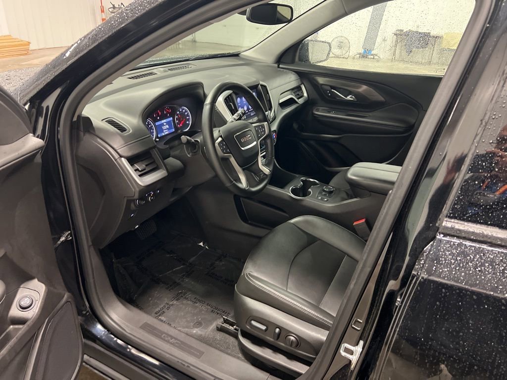 2024 GMC Terrain SLT - Photo 10