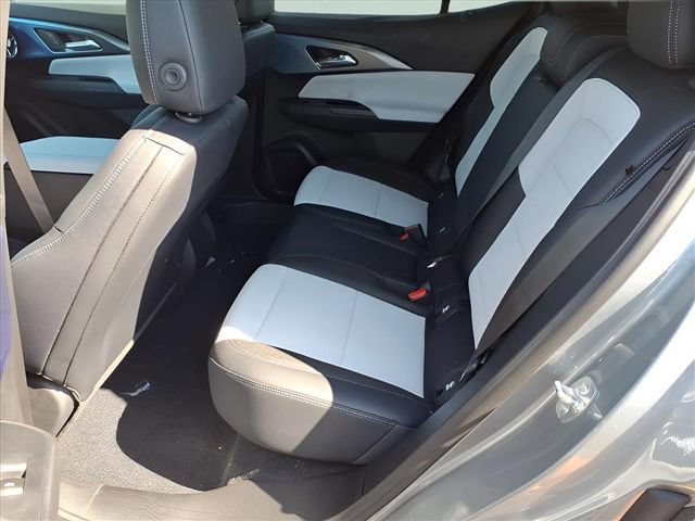 New 2026 Sterling Gray Metallic Chevrolet LT image 17