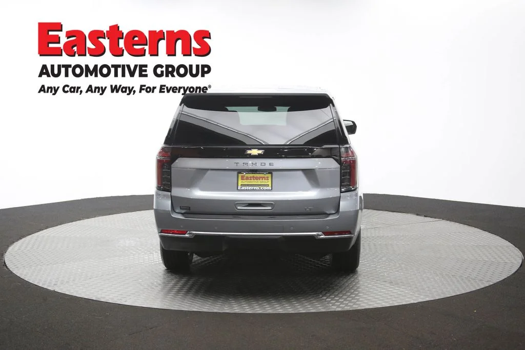 Used 2025 Gray Chevrolet LT image 41