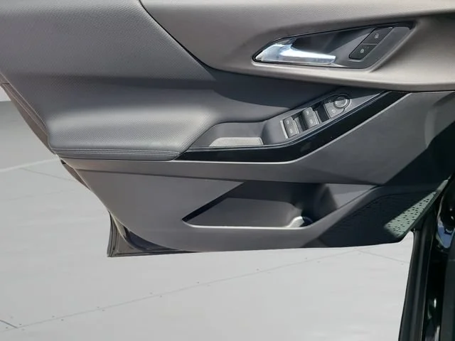 New 2027 Mosaic Black Metallic Chevrolet LT image 17