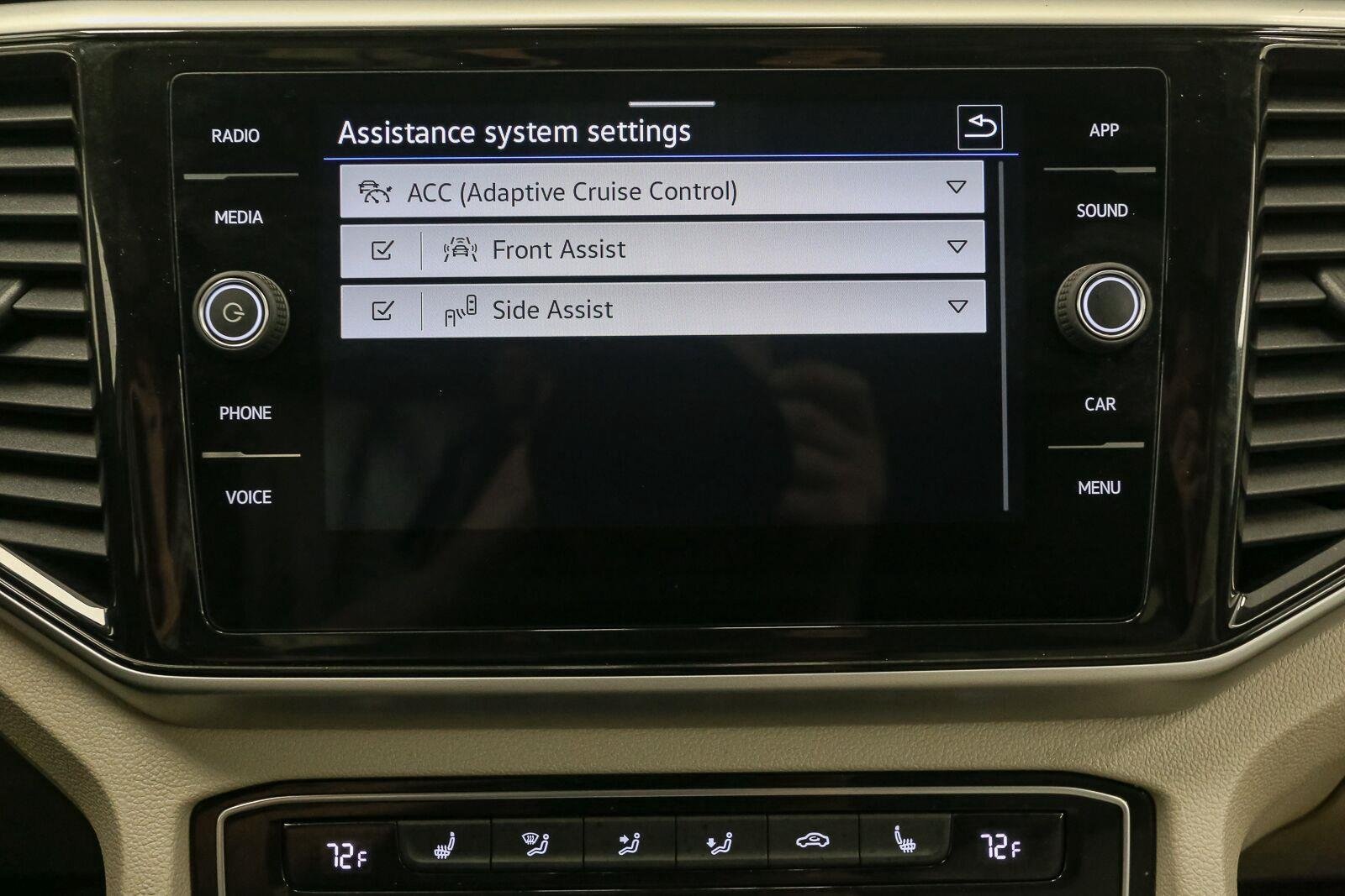 Certified Used 2023 Pure White Volkswagen 2.0T SE w/Technology image 34