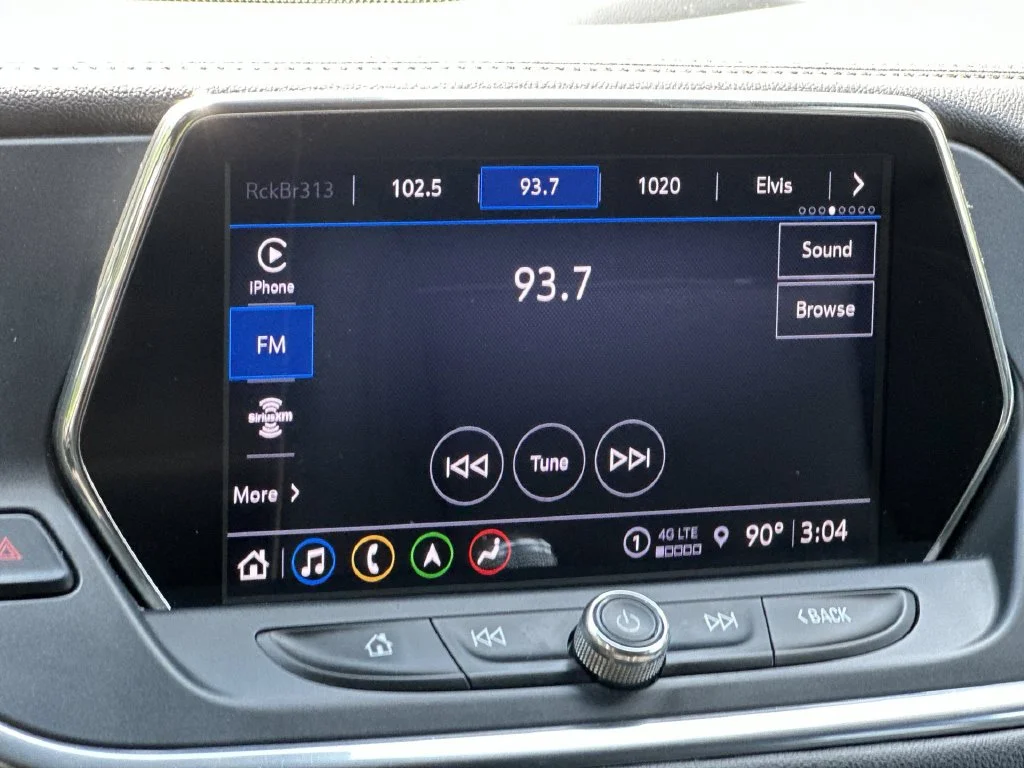 Used 2022 Gray Chevrolet Premier image 16