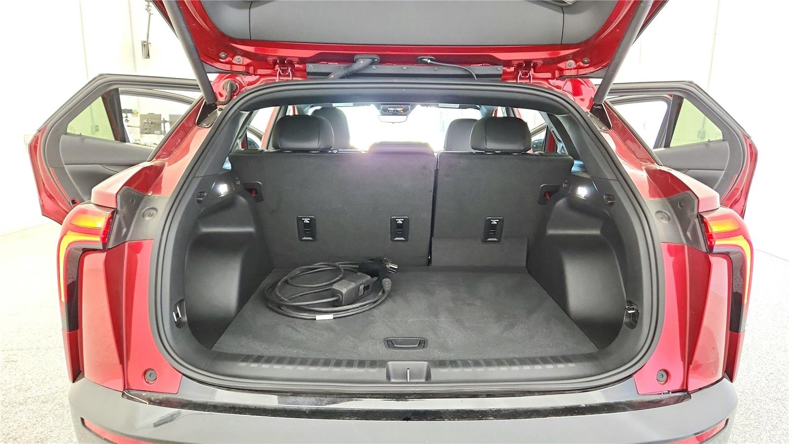 2025 Chevrolet Blazer EV RS - Photo 19