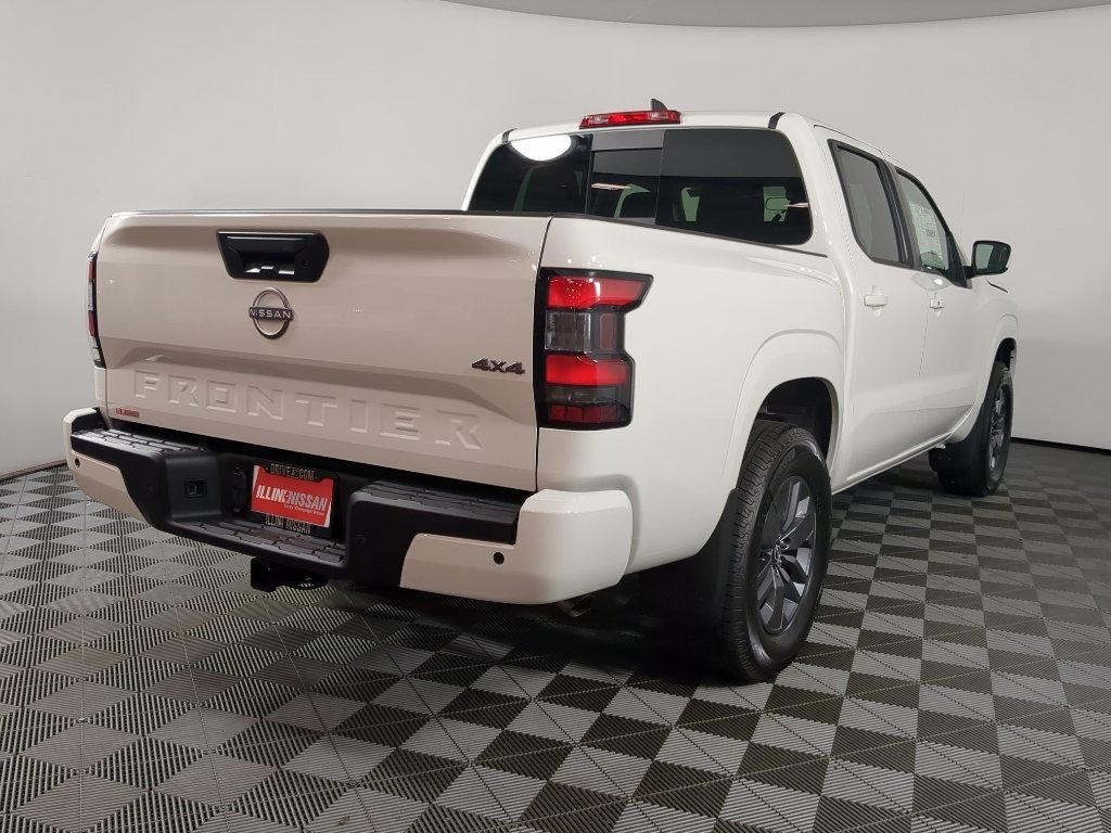 New 2026 Glacier White Nissan Crew Cab SV image 9