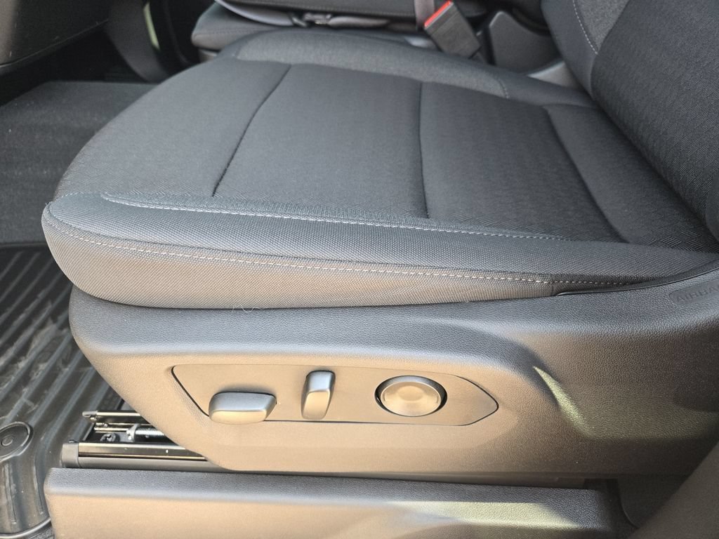 2026 Chevrolet Silverado 1500 Custom - Photo 19