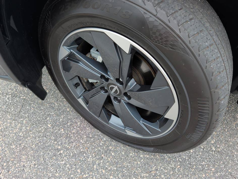 Used 2024 Gun Metallic Nissan SV image 7