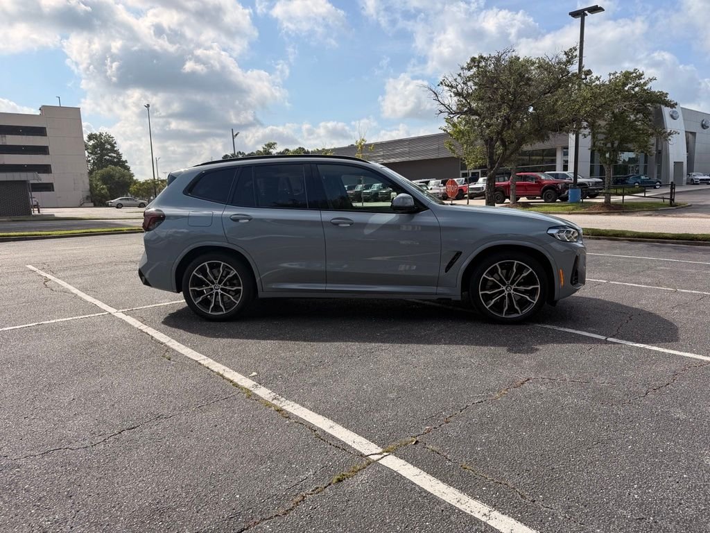 Used 2023 Gray BMW sDrive30i image 5