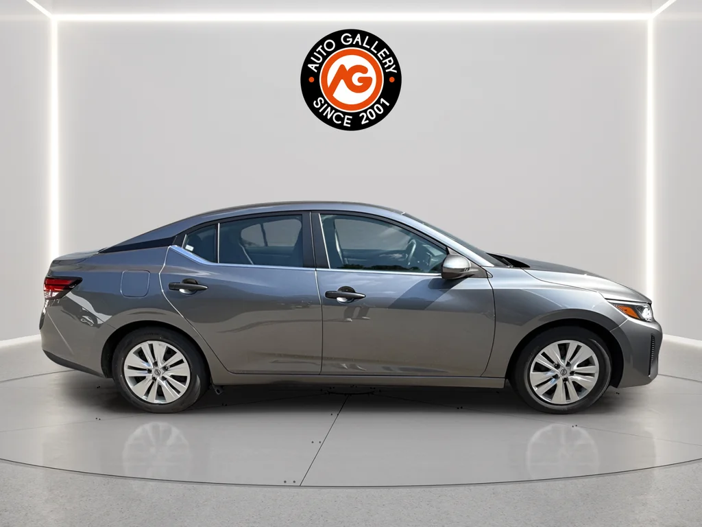 Used 2024 Gray Nissan S image 9