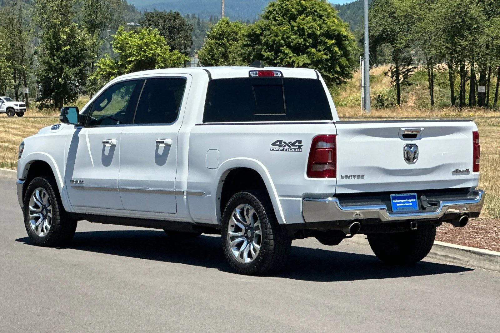 Used 2022 White Ram Limited image 5