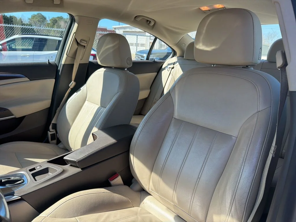 Used 2011 White Buick CXL image 20