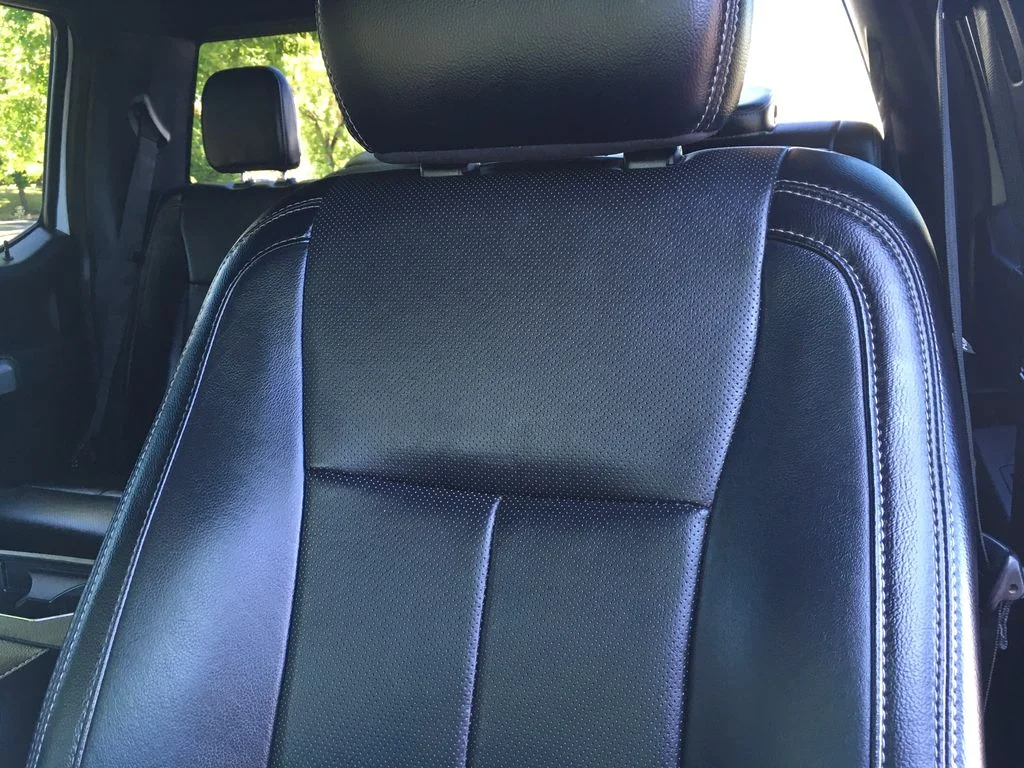 Used 2018 White Ford Lariat image 24