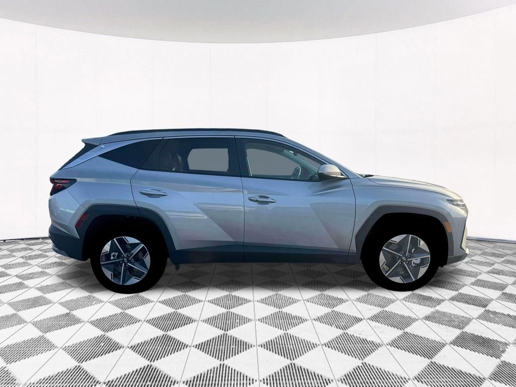 New 2026 Silver Hyundai SEL image 13