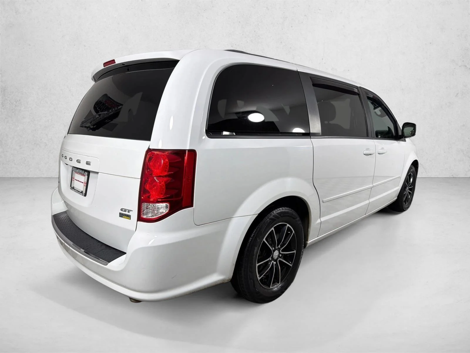 Used 2017 Silver Dodge GT image 3