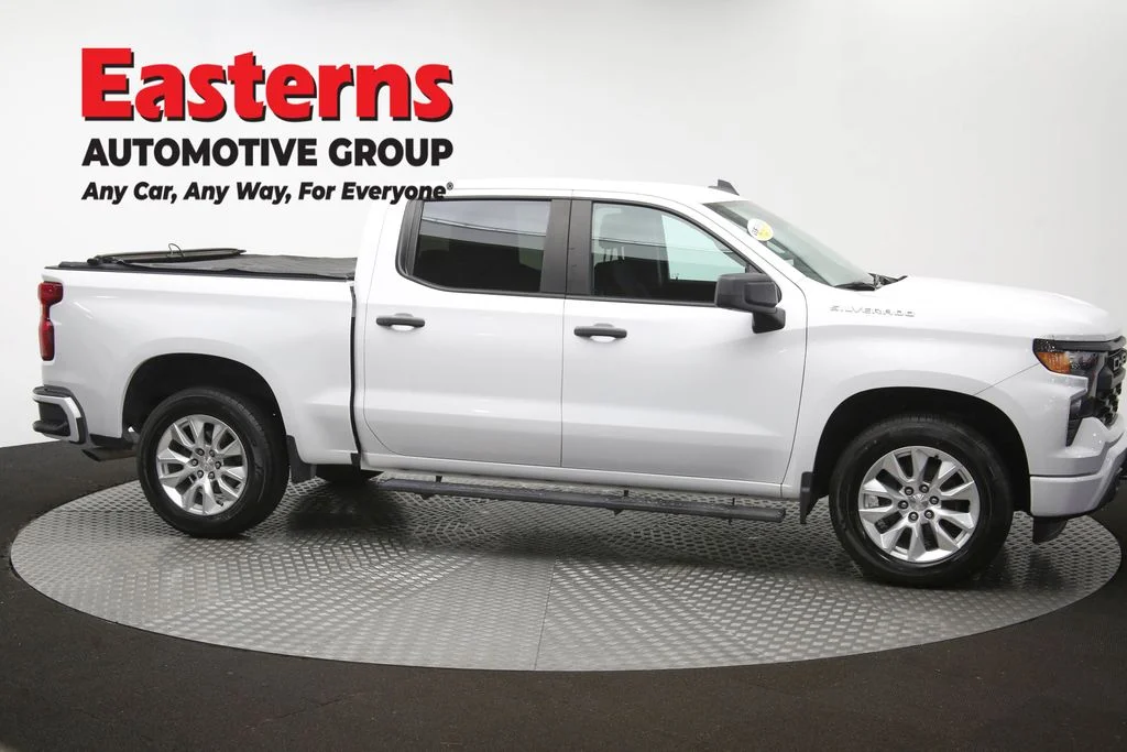 Used 2023 White Chevrolet Custom image 47
