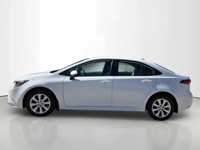 Used 2026 Ice Cap Toyota LE image 2