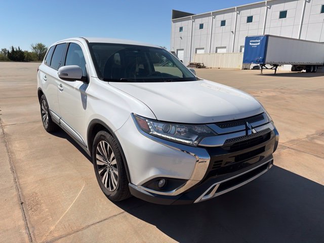 Used 2019  Mitsubishi SE image 3