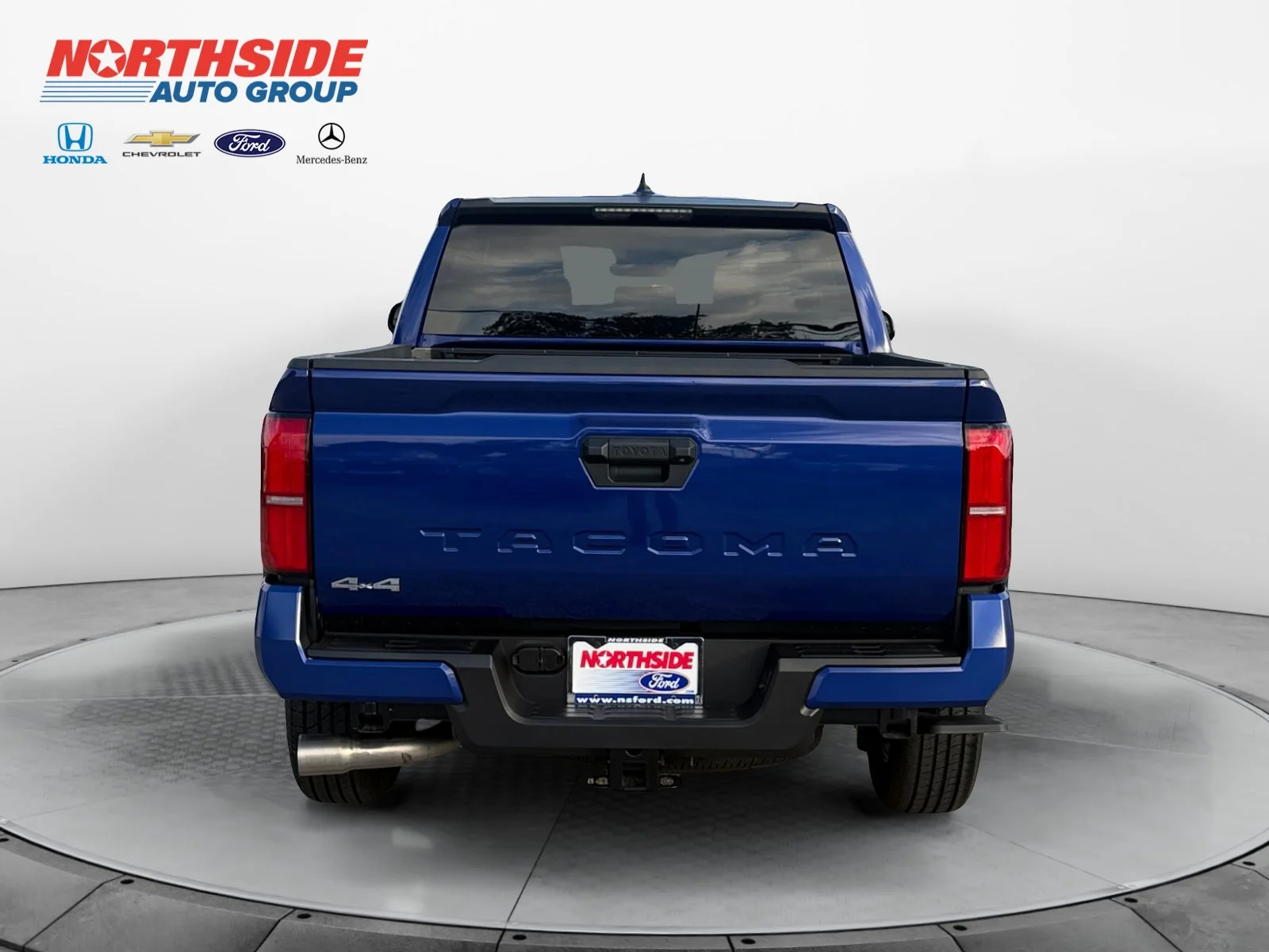 Used 2025 Blue Crush Metallic Toyota SR5 image 6