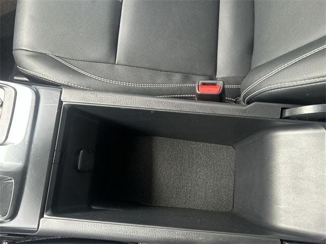 2025 Toyota Camry SE - Photo 21