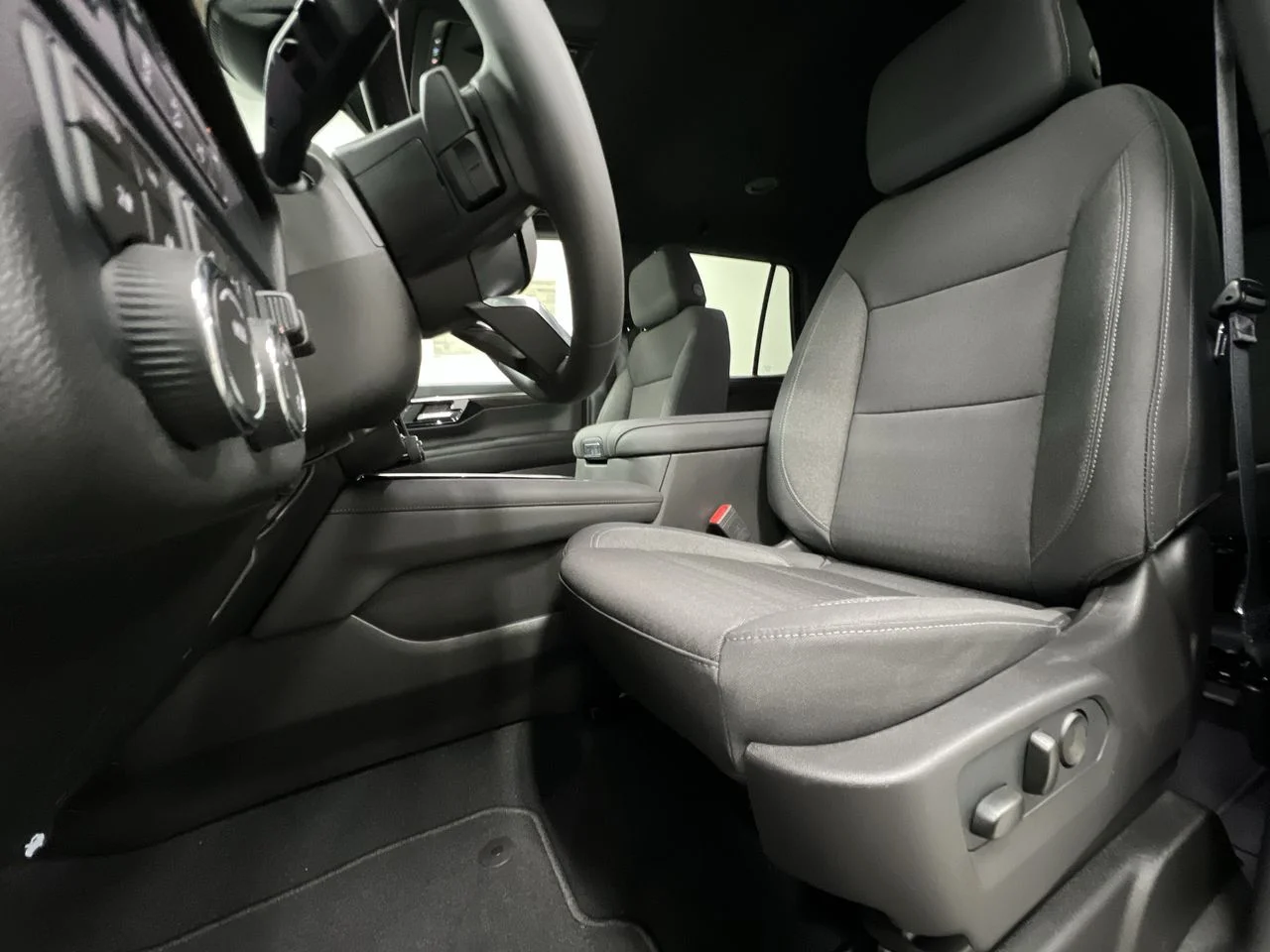 2026 Chevrolet Tahoe LS - Photo 76