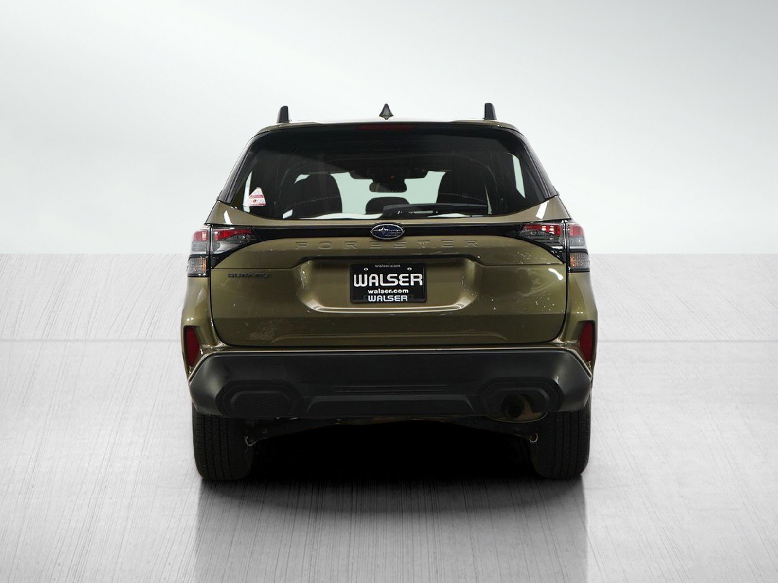 Used 2025 Autumn Green Metallic Subaru Premium image 4