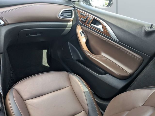 Used 2017 Gray INFINITI Premium image 17