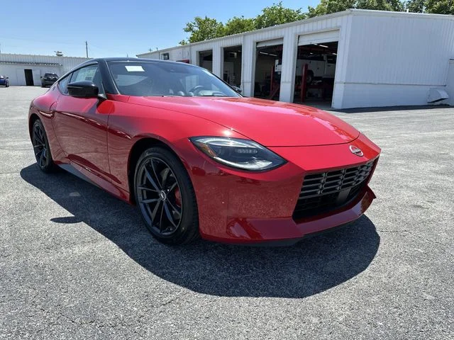 New 2026 Solid Red / Super Black Two-tone Nissan Performance image 11
