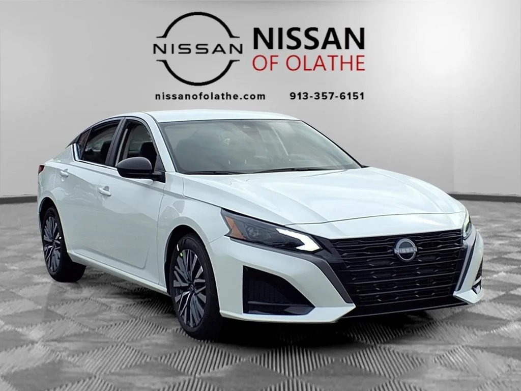 New 2026 Pearl White TriCoat Nissan SV image 30