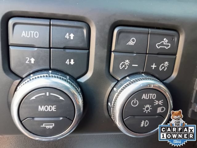 Used 2025 Summit White GMC Denali Ultimate image 10