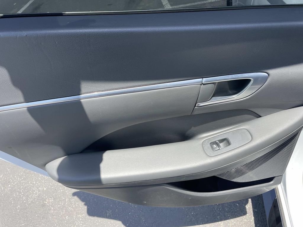 Certified Used 2021 Gray Hyundai SEL Plus image 24