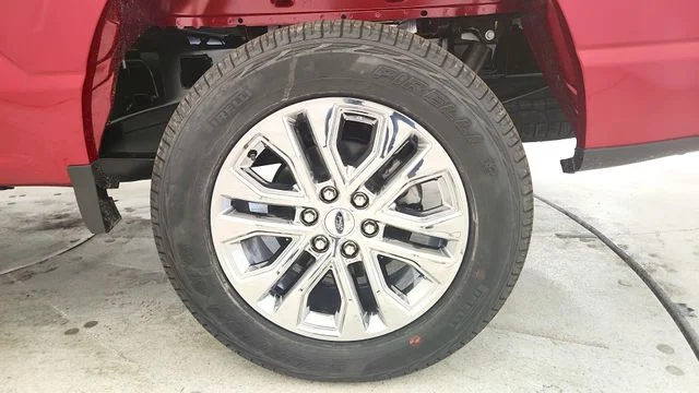 New 2026 Ruby Red Metallic Tinted Clearcoat Ford XLT image 32