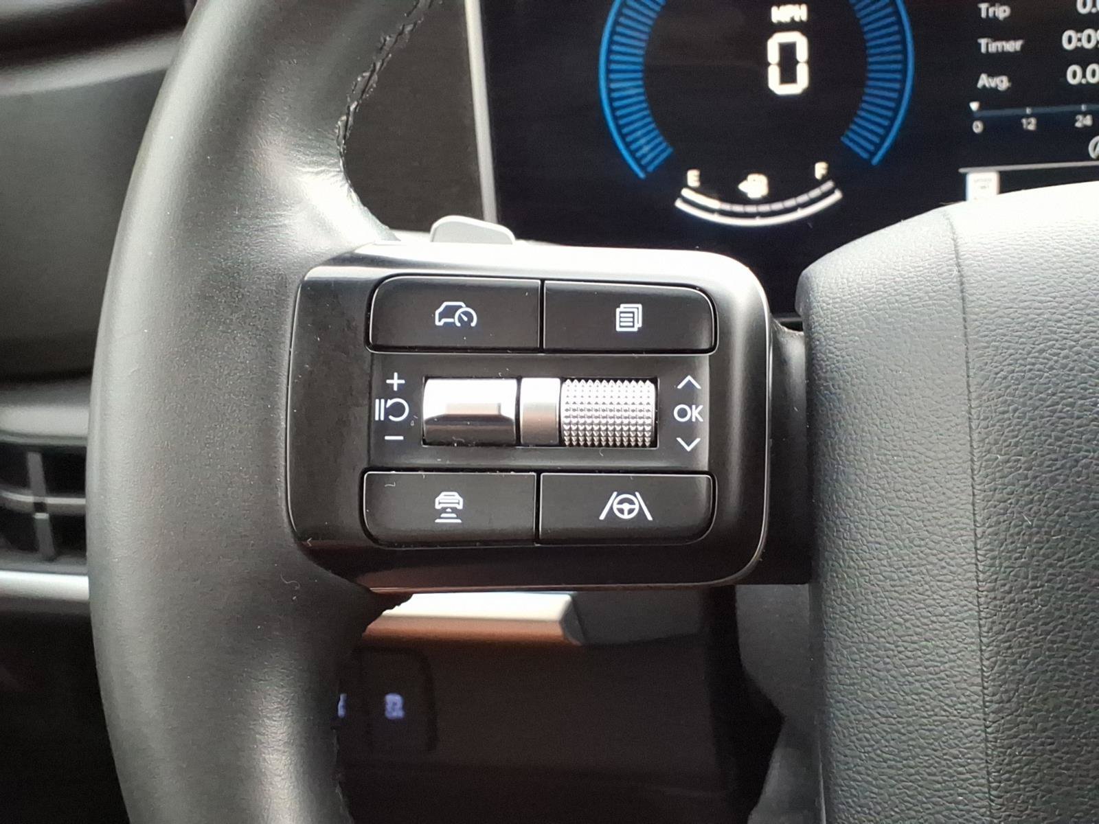 2024 Hyundai Santa Fe SE - Photo 28