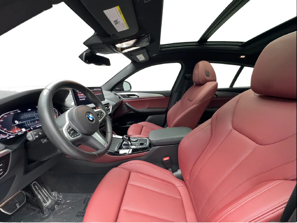 Used 2025 Gray BMW xDrive30i image 22