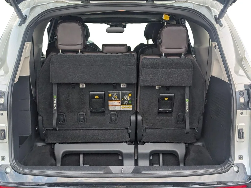 Used 2023 Beige Toyota Platinum image 9