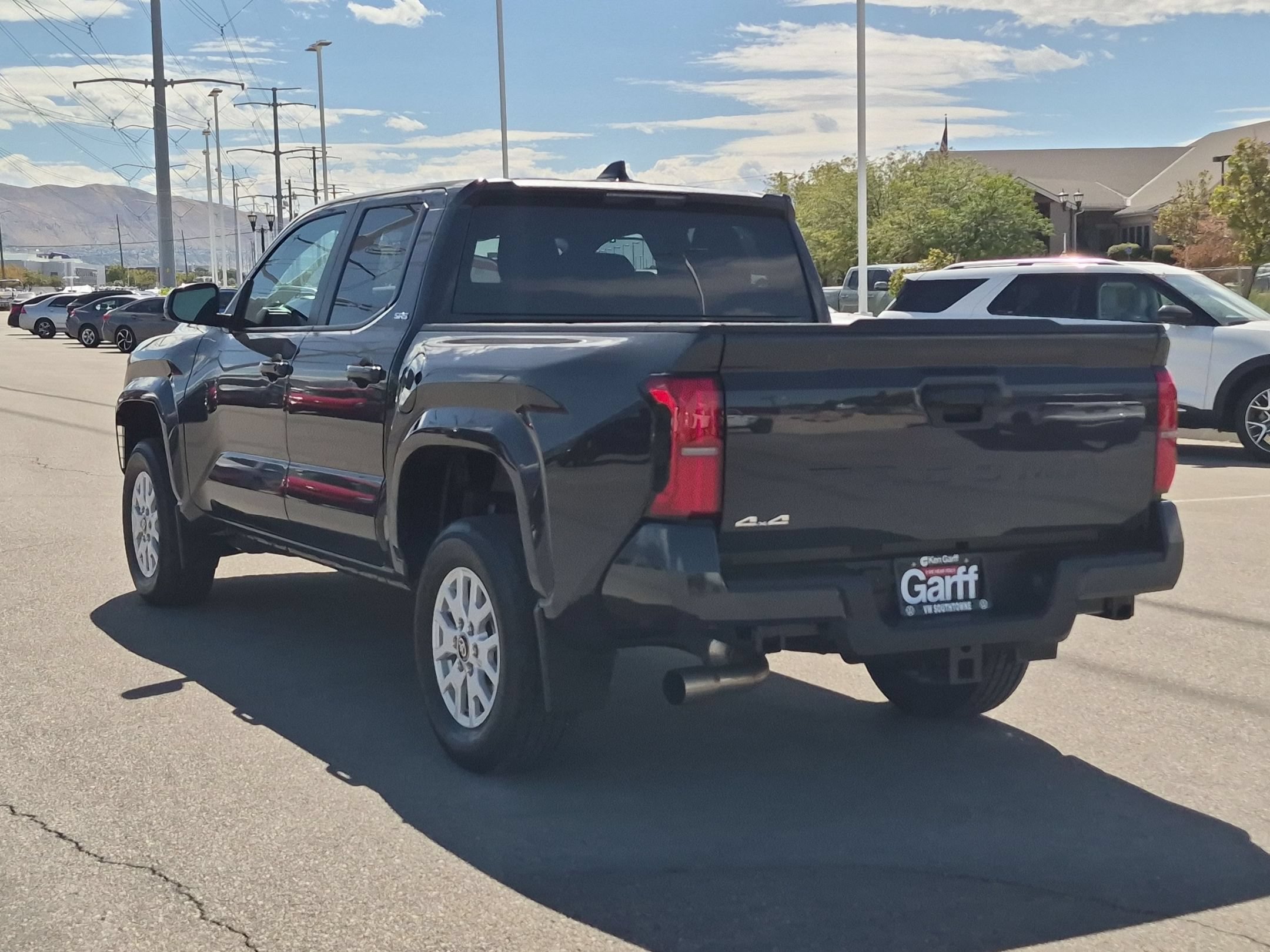 Used 2024 Underground Toyota SR5 image 5