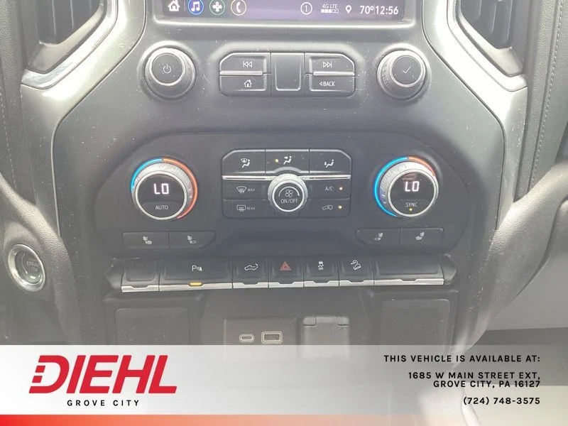 Used 2022 White Chevrolet RST image 33