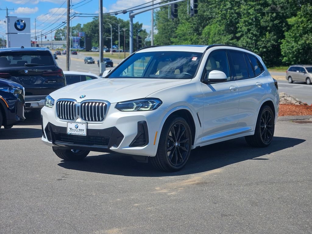 Used 2023 Mineral White Metallic BMW xDrive30i image 3
